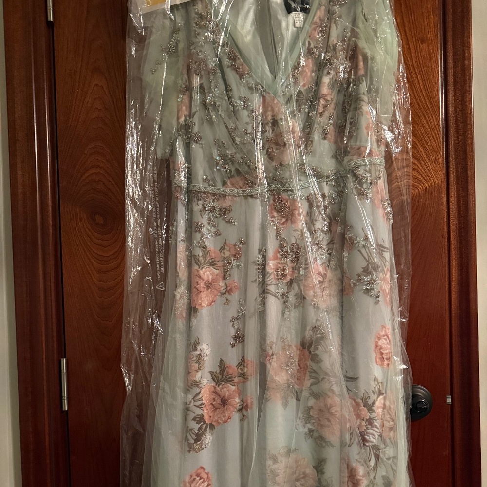Floral Surplice V-Neck Short Flutter Sleeve A-Line Gown - Picture 6 of 10